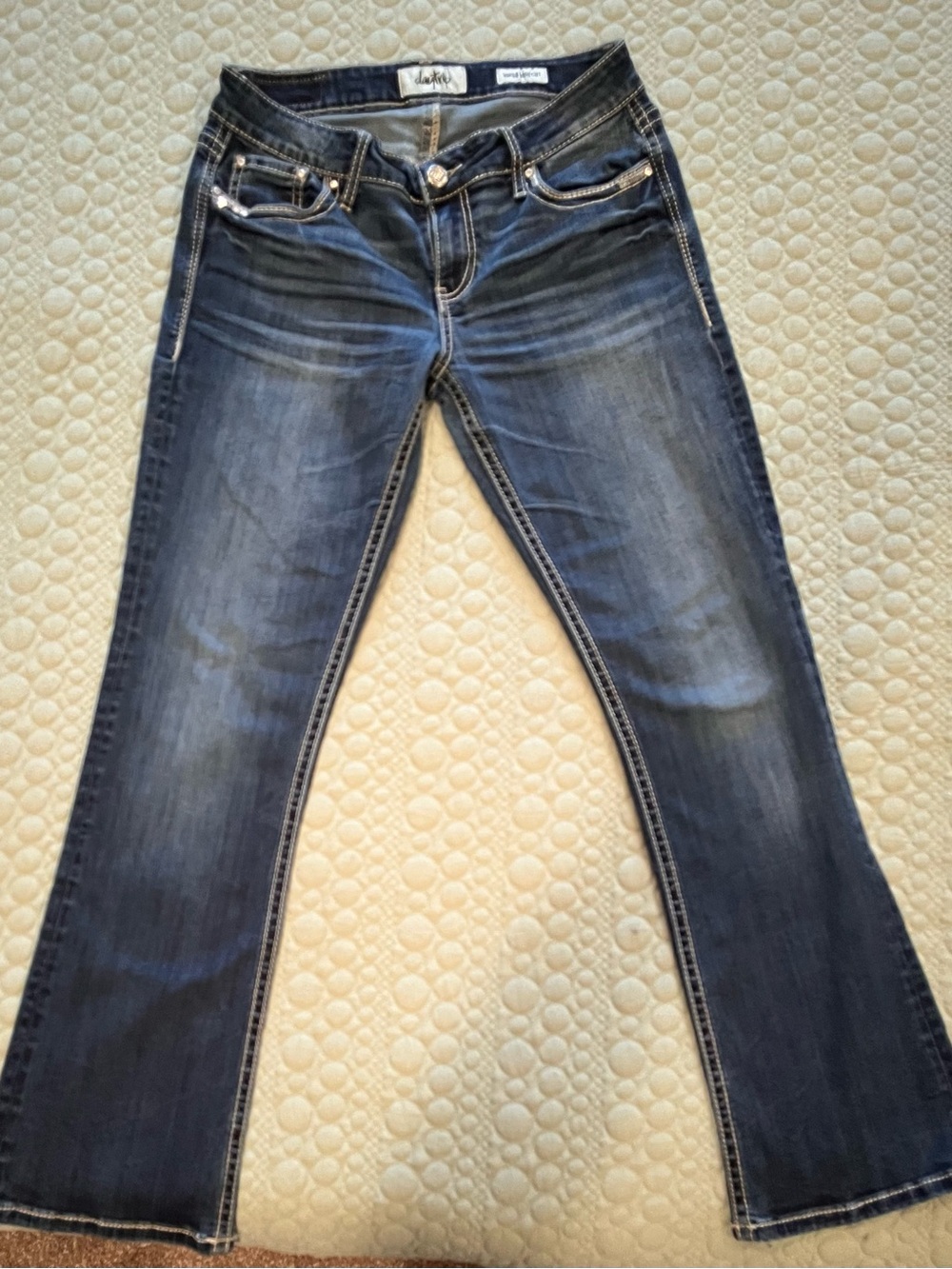 Daytrip Bootcut Jeans in Dark Blue Wash